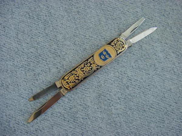 Vintage B&L Ekilstuna, Fancy Gold & Black Embossed Lobster Pattern Pocket Knife
