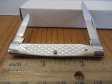 Queen French Pearl Pen Model #59