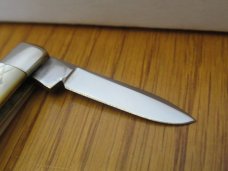 Queen French Pearl Pen Model #59
