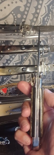 AKC SHELL PULLER WITH BEAUTIFUL ABALONE SHELL 