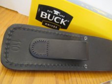 Buck Custom Georgia Bulldog Model 110
