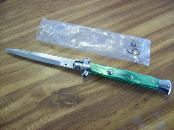 Renzo Beltrame 11" Stiletto Automatic Swivel Bolster Green Pearlex Handles Beauty!