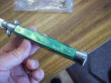 Renzo Beltrame 11" Stiletto Automatic Swivel Bolster Green Pearlex Handles Beauty!