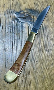 Michael May, Sheffield England Ettrick Swayback with Elm Brr scales and curved Wharncliffe blade