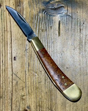 Michael May Sheffield England "Ettrick Swayback" with Amboyna Burl scales and Whrancleiffe blade