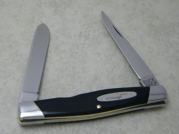 Buck Made In USA 313 Black Saw Cut Delrin Muskrat Knife c.Pre-1986 Buck Made In USA 313 Black Saw Cut Delrin Muskrat Knife c.Pre-1986