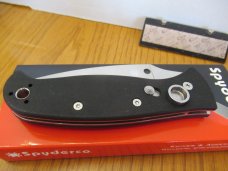 Spyderco  Autonomy 2 Pattern # C165GP2
