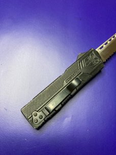 CobraTec LIGHTWEIGHT BLACK OTF Knife