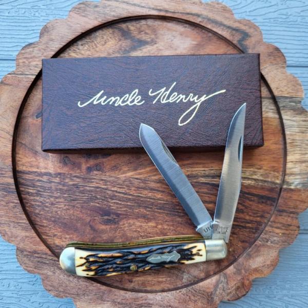3 7/8" Schrade Made in USA, Uncle Henry Staglon Trapper Knife, 285UH, Imitation Stag Handle