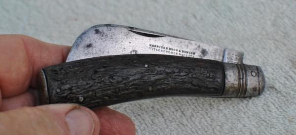 Harrison Brows & Howson Sheffield Hawk 1880's Jigged Horn Handles 4" Closed