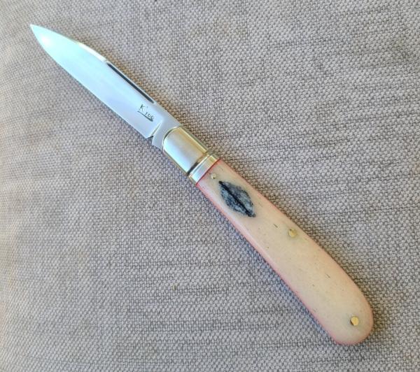SALE K'roo Bleached Giraffe  Bone Zulu..Rwl34. .3.75..fluted bolsters..Bone shield. .coa & slip 