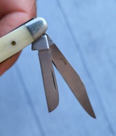 2 7/8" Vintage Little Wrangler Stockman, Frost Cutlery Japan Made