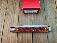 Robeson Shuredge by Queen Doctor’s Knife Carmel Jigged Bone 