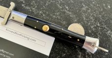 Rizzuto Estileto Milano 8.5 Inch Switchblade Knife, Used 