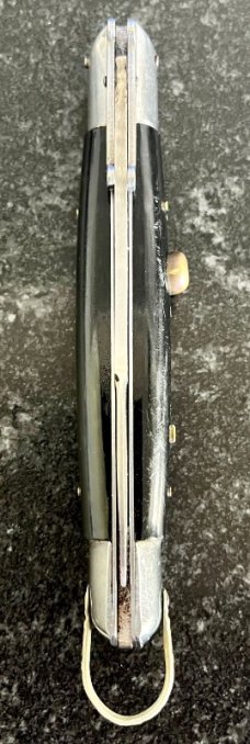 Rizzuto Estileto Milano 8.5 Inch Switchblade Knife, Used 