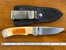 Frost Cutlery 10-162FW "Little Coon Skinner II" Drop Point Hunting Knife w/Stag Scales Japan