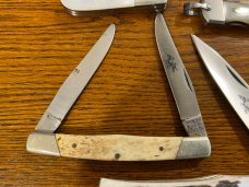 American Blade Display Case w/12 of 14 Folding Knives Japan
