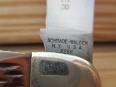 Schrade Walden 225H "Bowie Folding Hunter" 