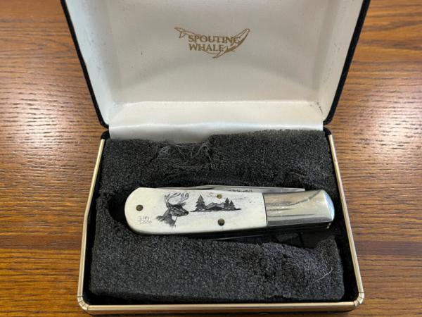 Spouting Whale F&F Inc. CS-21 Scrimshaw Barlow Folding Knife SN#2189
