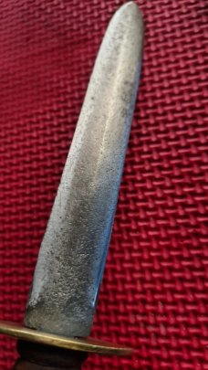 trench knife