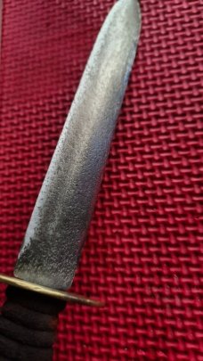 trench knife