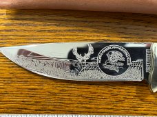 Hunter North American Hunting Club Clip Point Hunting Knife w/Burled Walnut Scales