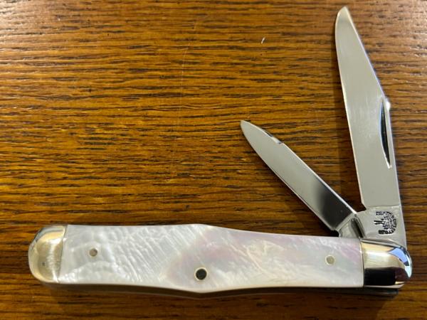 Palmetto Cutlery Club Mother of Pearl Trapper Folding Knife