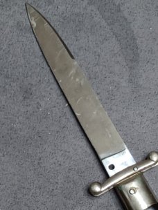 9" Vintage Swinguard. Dark Horn. 