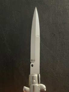 Frank B Rams Horn 9 Inch Swivel Bolster Switchblade