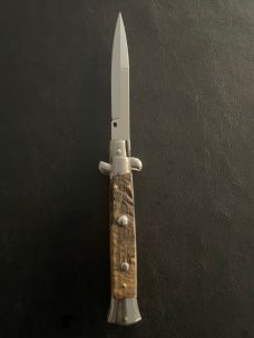 Frank B Rams Horn 9 Inch Swivel Bolster Switchblade