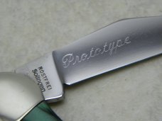Bulldog Brand Rostfrei Solingen Germany Prototype Crest Shield Green Pearl Lockback Canoe Knife