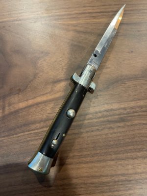 1940’s 8” Latama Flat Guard