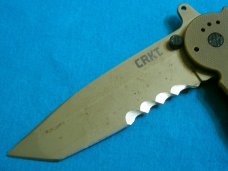 CRKT M1614DSFG SERRATED TACTICAL FOLDING HUNTER LOCKBACK SURVIVAL POCKET KNIFE KNIVES