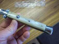 Renzo Beltrame 11" Stiletto Automatic Swivel Bolster Bayonet W/Honey Horn Handles Beauty!