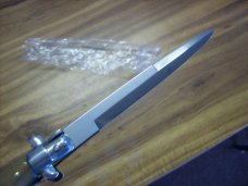 Renzo Beltrame 11" Stiletto Automatic Swivel Bolster Bayonet W/Honey Horn Handles Beauty!