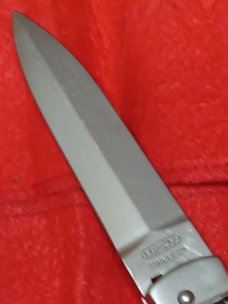 Mikov Dark Horn. 