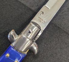 NOS SKM 23CM-9 INCH BAYONET BLUE PEARLEX