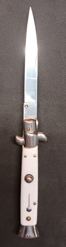 1980's edge co Model 120 White Pearlex Drop Point 9" w/ instruction leaflet