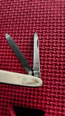 Meridan Knife Co