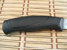 MORA MORAKNIV COMPANION HEAVY DUTY SWEDEN MADE CARBON STEEL HUNTING & SURVIVAL KNIFE & SCABARD NEW