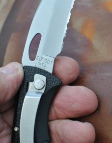 Gerber USA 450 Folder 1990's 4 1/2" Closed Never Used Or Honed 1/2 Serrated Pocket Clip Kraton Handl