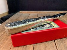 Robeson by Queen RCC Barlow Reptile Jigged Bone d