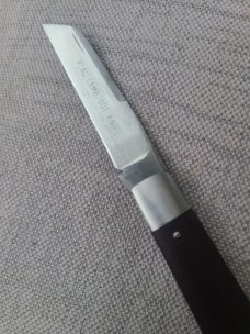 REAL LAMBSFOOT KNIFE..Aswhin Earl...#0021..3.5"..Burgundy linen ..8670..SS liners and bolsters