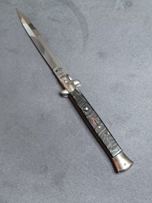 Walts Latama Made In Italy Clasic Swivel Bolster Stiletto  11".