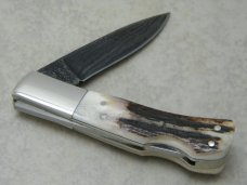 Hand Made Tak Fukuta SM-352 Japan Stag Damascus Lockback Knife