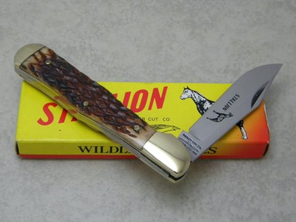 Parker Cut. Co. Japan Jigged Bone Wildlife Series "Stallion" Coke Bottle Folding Hunter Knife in Box
