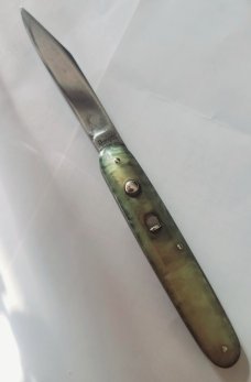 RARE VINTAGE, ANTIQUE,1920's REMINGTON R8085 CELLULOID SCALES SINGLE BUTTON AUTO KNIFE