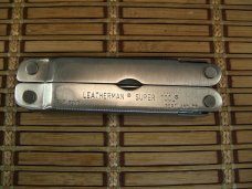 LEATHERMAN SUPER TOOL MULT-TOOL PORTLAND OREGON ORIGINAL USA W/13 TOOLS IN VERY NICE USED CONDITION