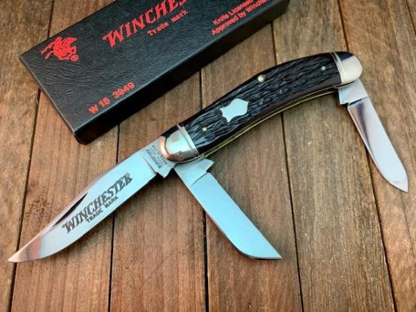 Winchester by Queen Sowbelly Brown Old Utica Bone 1989 Winchester by Queen Sowbelly Brown Old Utica Bone 1989