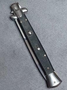 11" G10 scales Italian Stiletto. Frank Beltrame 